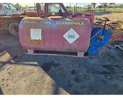 500 Gallon Stand Alone Diesel Fuel Tank, MFG> By Keesee Tank and Pump Co. 81"L x