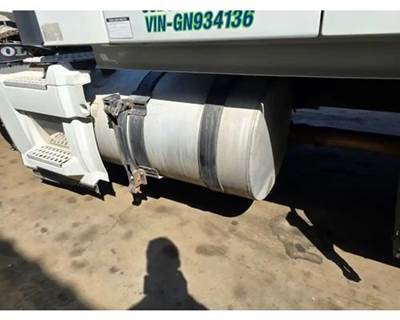 Volvo VNL Right Fuel Tank