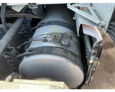 Volvo VNL Fuel Tank