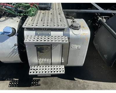 Volvo VNM Fuel Tank