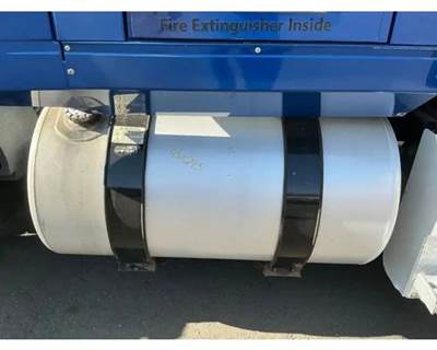 Western Star 4900FA Right Fuel Tank for a Western Star 4900 FA