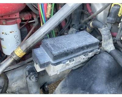 Freightliner Cascadia 125 Left Fuse Box