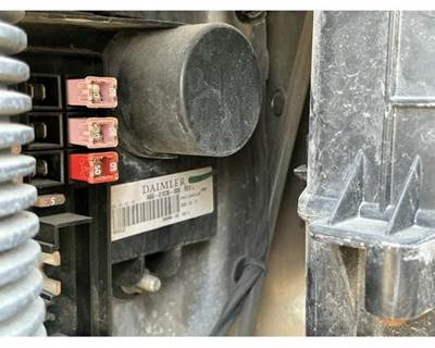 Freightliner Cascadia 126 Fuse Box for a Freightliner CASCADIA