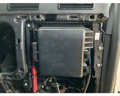 Freightliner Cascadia 126 Fuse Box for a Freightliner CASCADIA