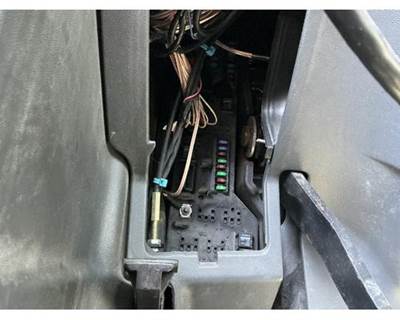 Mack Pinnacle CXU613 Fuse Box for a Mack CXU613