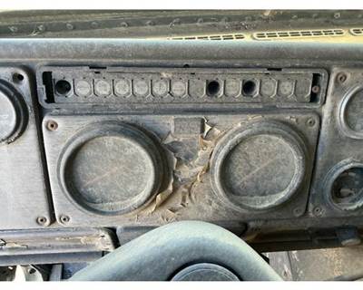 1995 Freightliner FL Cabover Center Gauge Cluster RPM and MPH Gauges
