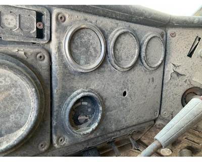 Used 1995 Freightliner FL Cabover Right Gauge Cluster