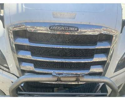 2024 Freightliner Cascadia 126 Hood Grille