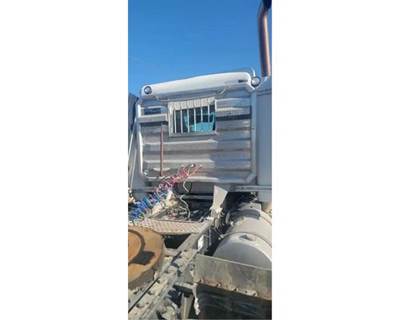 ProTech Headache Rack for a Kenworth T660