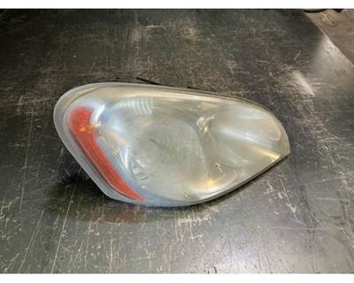 Freightliner Headlight Assembly for a Freightliner CASCADIA