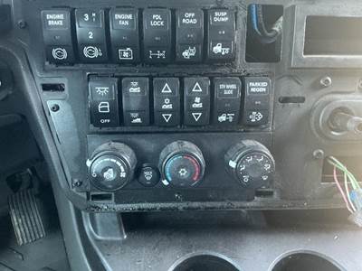 International LT625 Heater / AC Temp Control