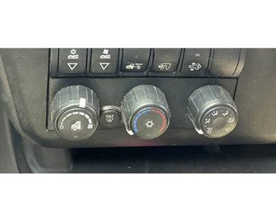 2019 International LT625 Heater/AC Temperature Control Switches and Dials