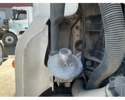 Freightliner Cascadia 125 Hood Hinge for a Freightliner CASCADIA