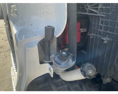 Freightliner Cascadia 126 Hood Hinge for a Freightliner CASCADIA