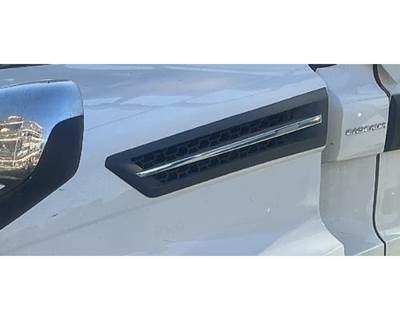 Freightliner Cascadia 126 Hood Hinge for a Freightliner CASCADIA