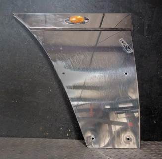Freightliner Coronado 122 Hood Hinge for a Freightliner Coronado 12
