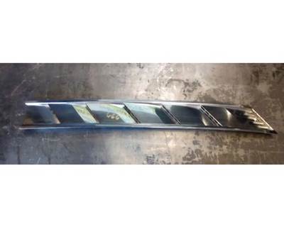 International LoneStar Right Hood Hinge