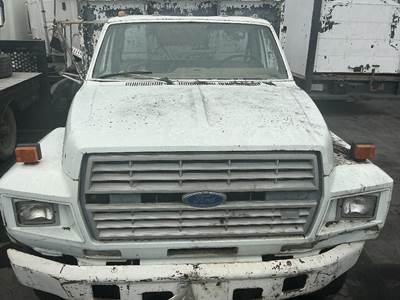 Ford F-700 Hood for a Ford F700