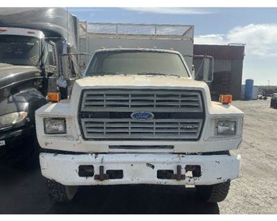 Used 1993 Ford F-700 Complete Hood Assembly