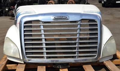 Freightliner Cascadia 113 Hood