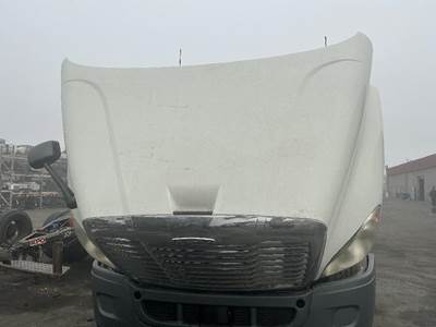 Freightliner Cascadia 113 Hood for a Freightliner CASCADIA