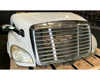 2011 Freightliner Cascadia 113 Complete Hood 36.5"L, Part # A17-15588-000