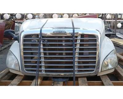 2012 Freightliner Cascadia 113 Hood 36.5"L, Part # A17-15588-000