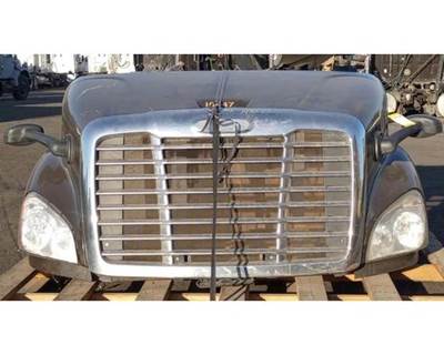 2013 Freightliner Cascadia 113 Hood 36.5"L, Part # A17-15588-001