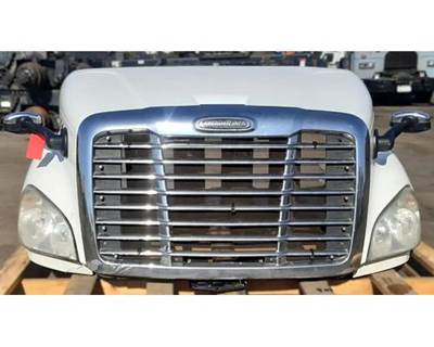 2012 Freightliner Cascadia 113 Hood 36.5" L Set Back Axle, Part # A17-15588-000