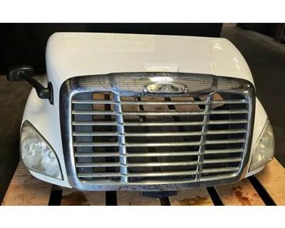 2012 Freightliner Cascadia 113 Hood 36.5"L SBA, Part # A17-15588-001