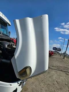 Freightliner Cascadia 125 Hood