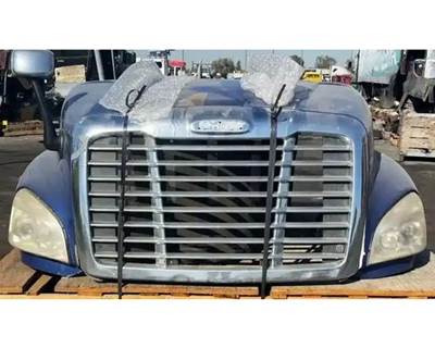 2012 Freightliner Cascadia 125 Hood 48"L, Part # A17-15340-004 (Replaced by A17-15340-015)
