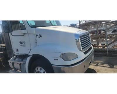 Freightliner Columbia 112 Hood