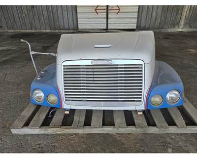 1998 Freightliner Columbia 112 Hood, 45"L, Complete