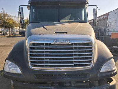 Freightliner Columbia Hood