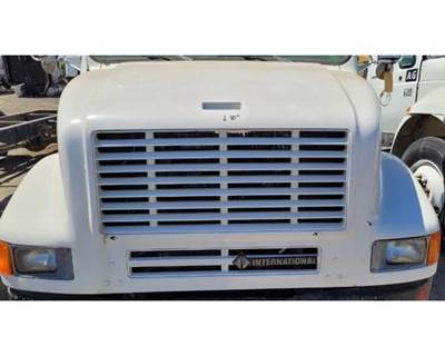 1998 International 4500/4700 LPX Hood 39.75"L, Part # 2030592C91 / 1661723C1