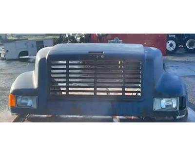 2002 International 4700 Hood for Parts 44.5"L Set Back Axle, Part # 2023778C1