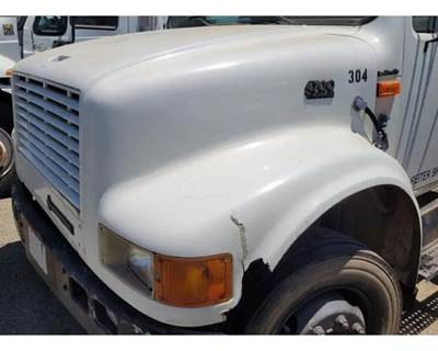 Used 2000 International 4700 Low Profile Hood, White, Part # 2023778C1