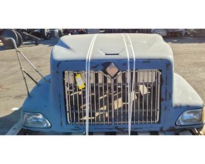 2009 International 9200I Hood 54"L Set Back Axle, Part # 3551824C96