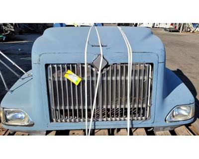 2009 International 9200I Complete Hood 53"L