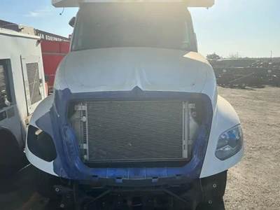 International LT625 Hood