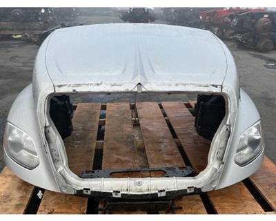 Used 2018 International LT625 Hood