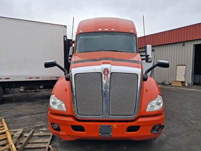 Kenworth T680 Hood