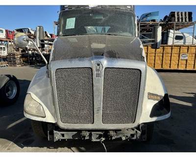 Kenworth T680 Hood