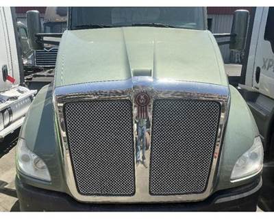 2019 Kenworth T680 Day Cab Hood 49.5"L Complete