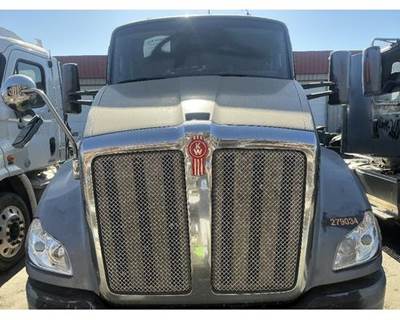 2017 Kenworth T680 Day Cab Hood 49.5"L, Complete