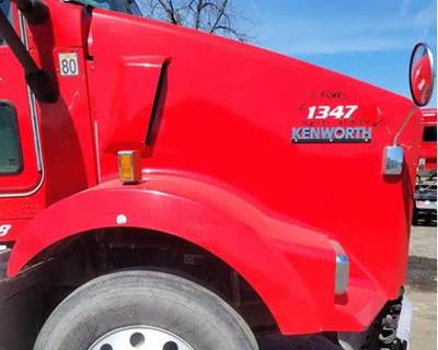 2016 Kenworth T800 Hood 55"L Set Back Complete