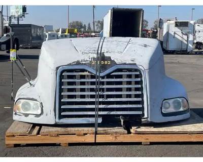 2008 Mack Pinnacle CXU612 Fiberglass Composite Hood, 55"