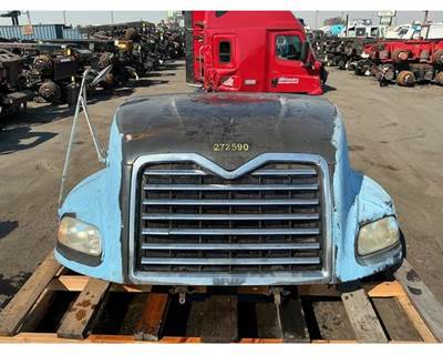 Used 2012 Mack Pinnacle CXU613 Hood, 52"L