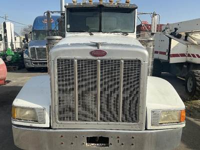 Peterbilt 377 Hood